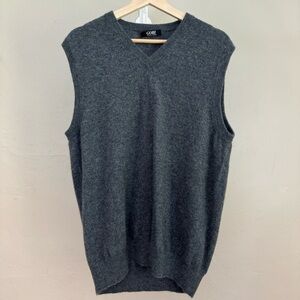 GOBI Cashmere Vest